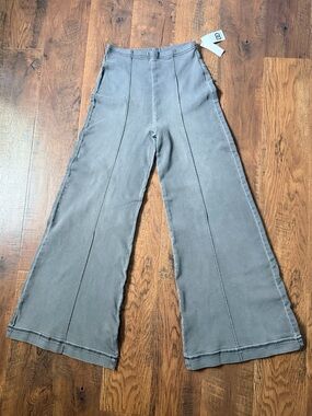 DO by Dee Ocleppo Wide Leg Pull-On Jeans  Vintage Black Gray Women’s Size S New